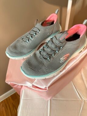 Skechers Gray Knit Slip-On Sneakers with Pink Interior and Mint Trim Size 7